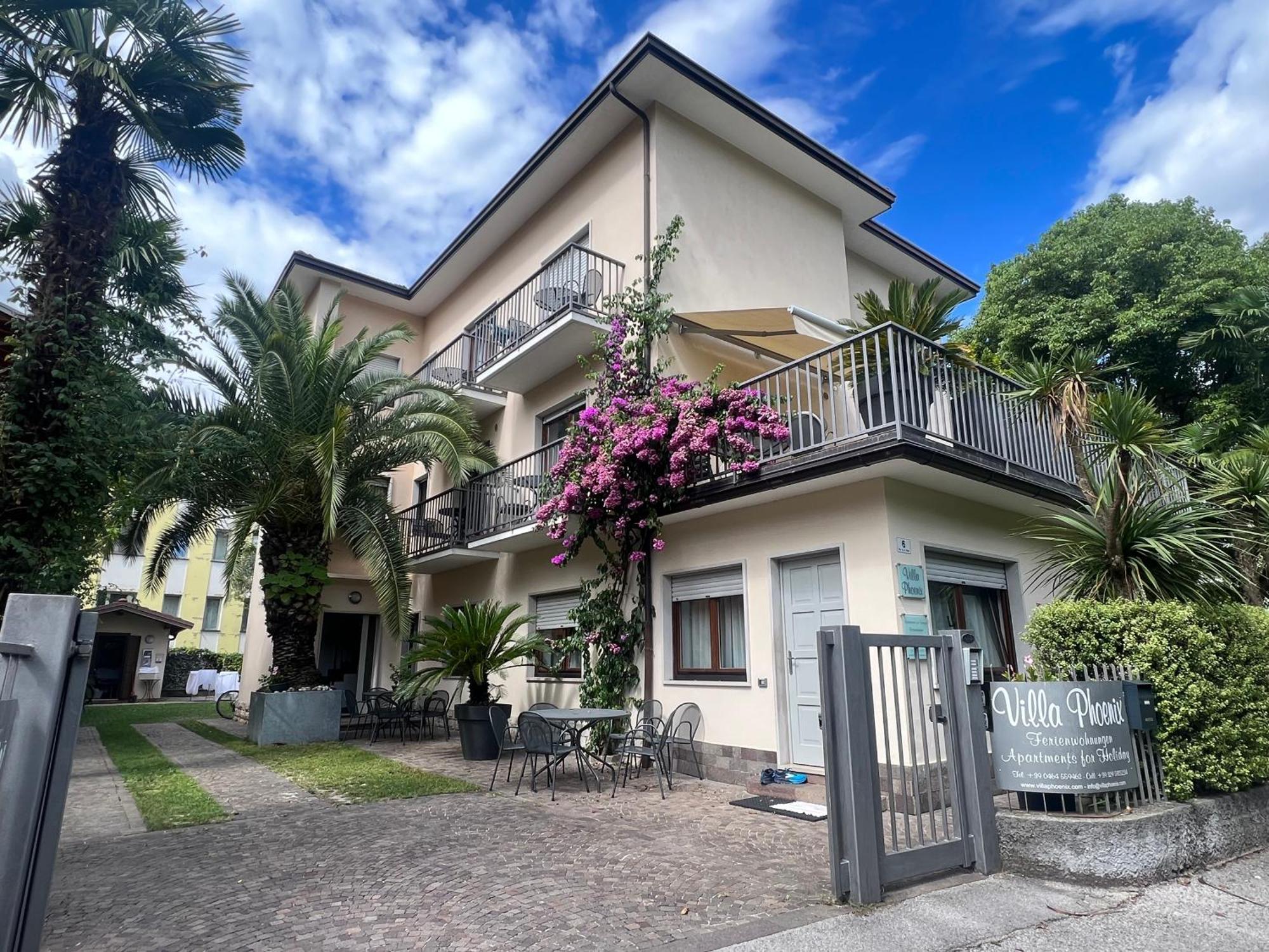 Villa Phoenix - Lake Apartments Riva del Garda Dış mekan fotoğraf